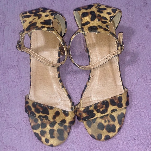 Leopard Heels 🐆 - Picture 2 of 11